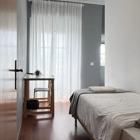Проживание в семье Bairro Alto
